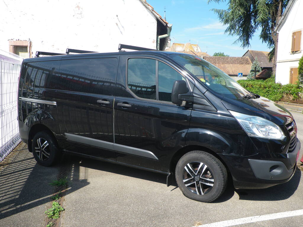 FORD T - TRANSIT CUSTOM 270 2.2 TDCI 100 BV6 L1H1 (2013)